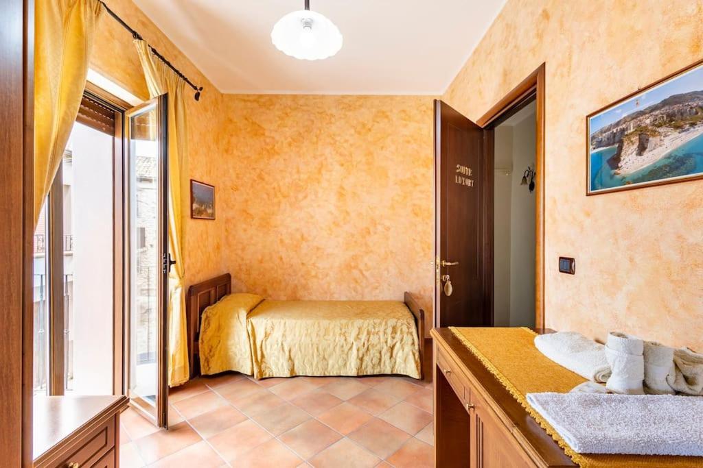 Luxury Accommodation Santa Domenica Talao Exterior foto