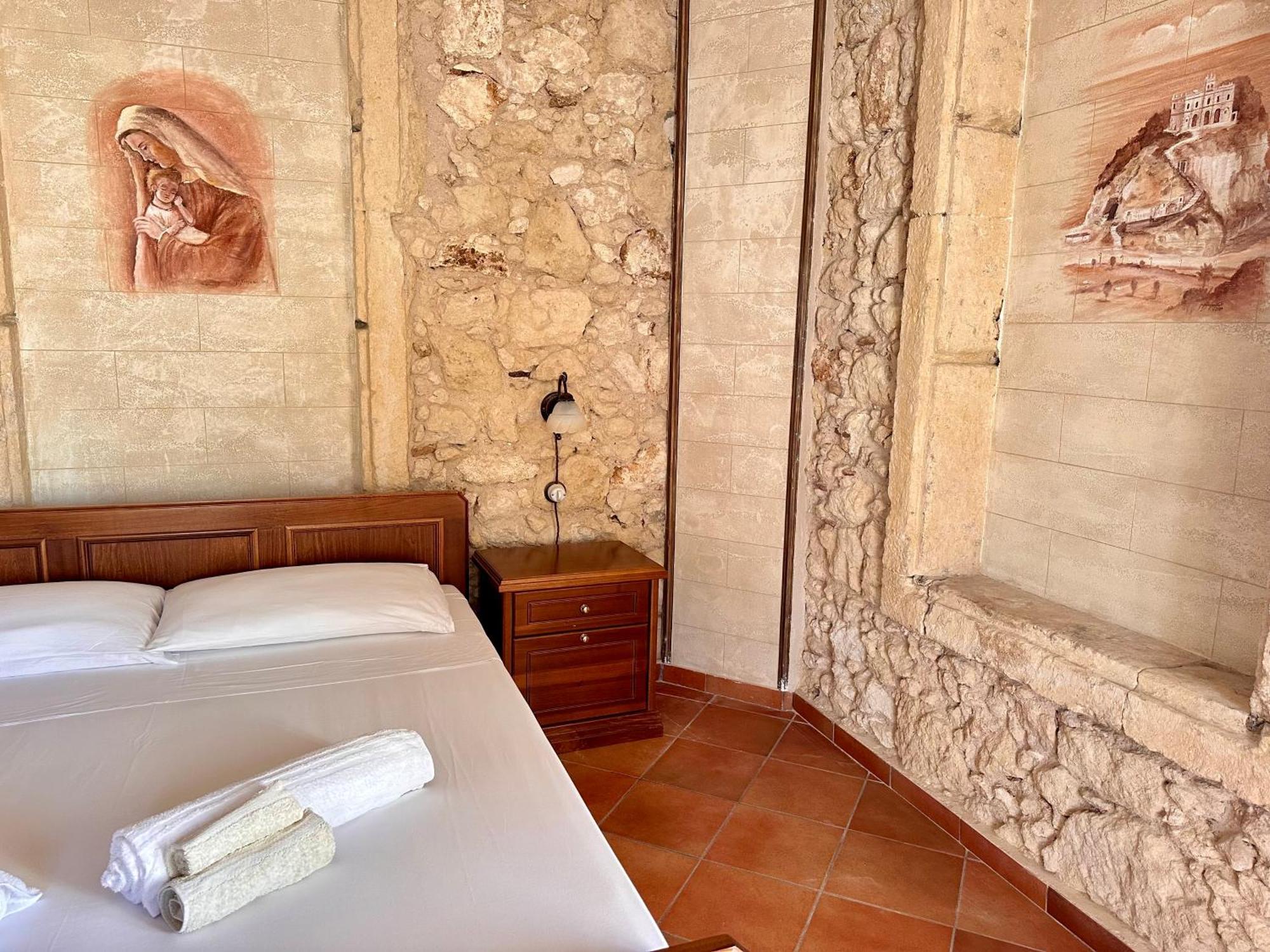 Luxury Accommodation Santa Domenica Talao Exterior foto